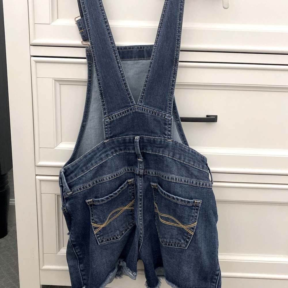 Cute Overalls - Picture 2 of 2